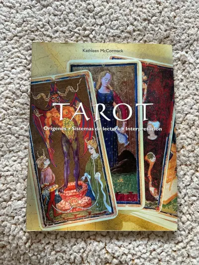 Libro Tarot Orígenes y Sistemas - miniatura 1