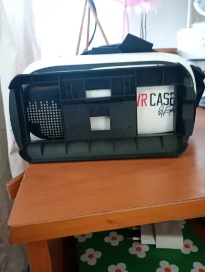 Gafas VR Case blancas - miniatura 4