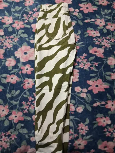 Pantalones estampado cebra verde - miniatura 2