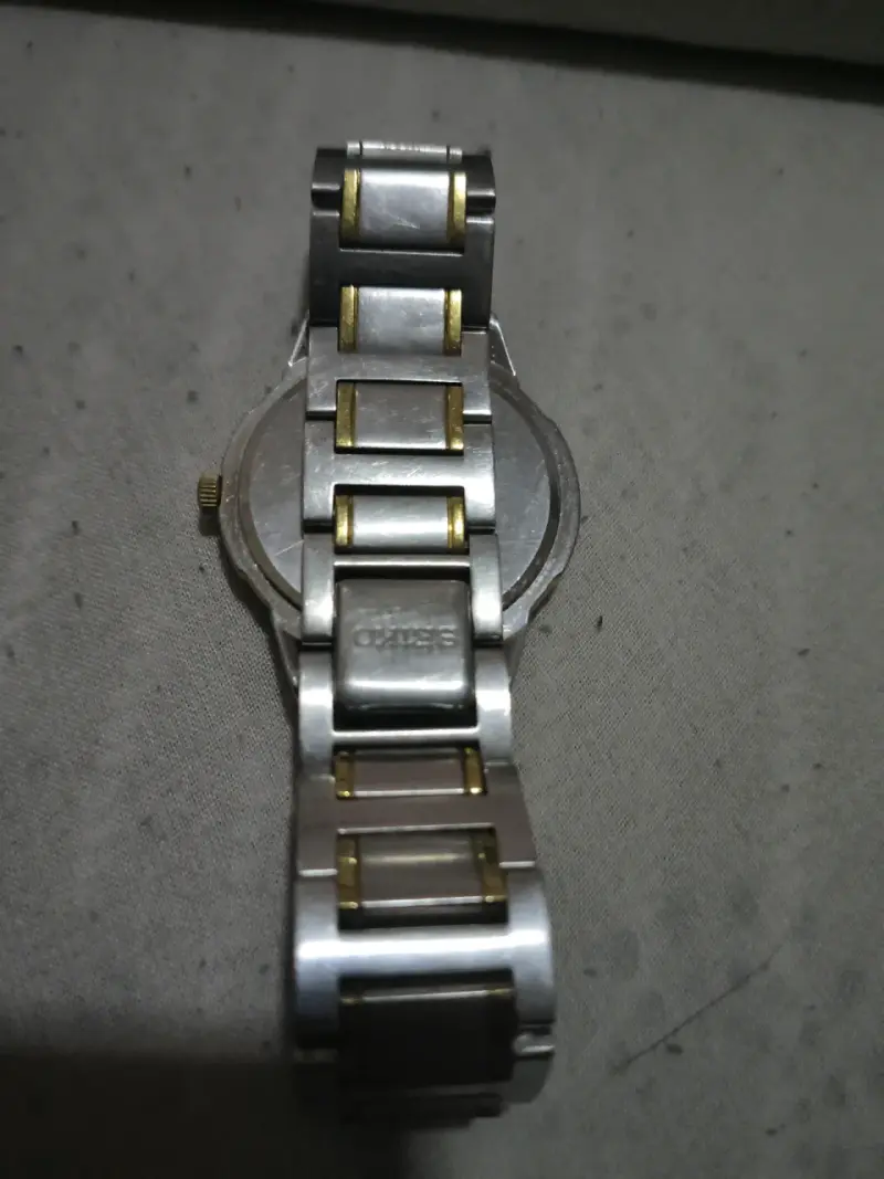 Reloj Seiko clásico metálico - 2