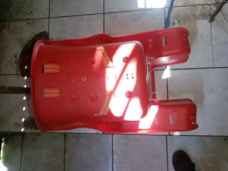 Silla de bebé para bicicleta roja - 6