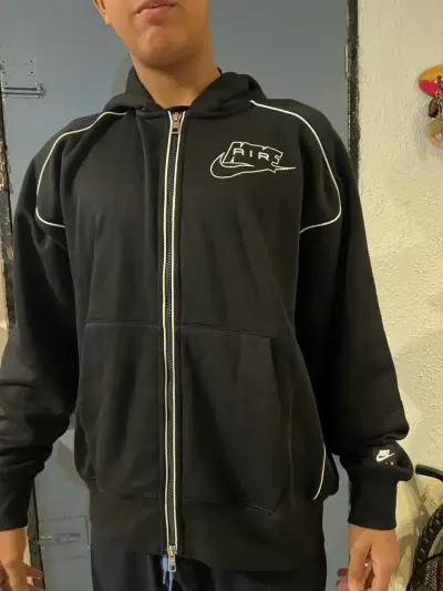 Polerón negro con capucha Nike Air - miniatura 4