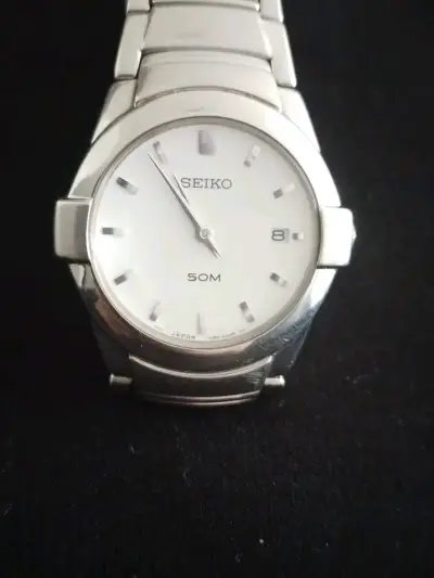 Reloj Seiko 50M plateado - miniatura 1