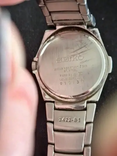 Reloj Seiko 50M plateado - miniatura 2