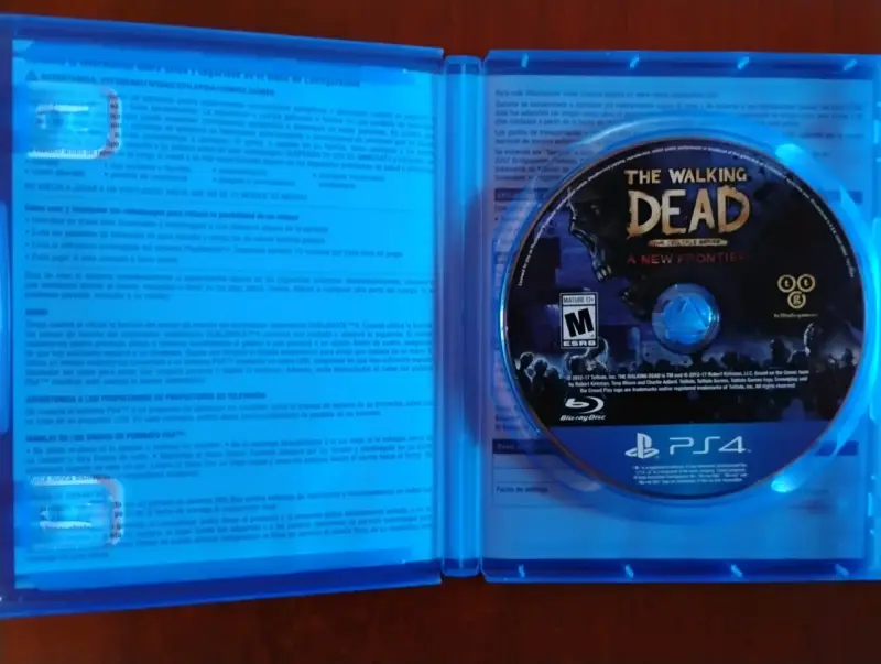 Juego PS4 The Walking Dead - 3