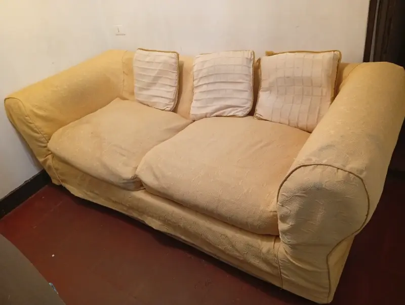 Sofá beige en buen estado - 2