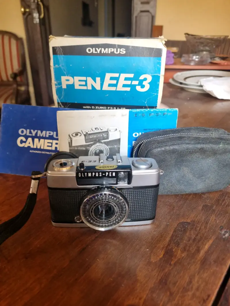 Cámara Olympus Pen EE-3 vintage como nueva - 1