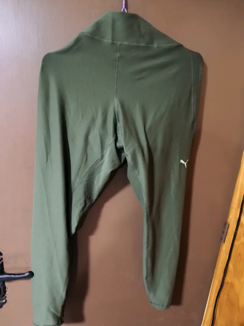 Calza deportiva verde militar marca puma - 1