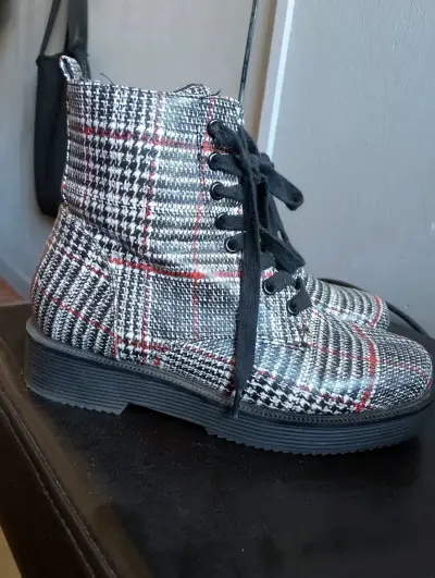 Botines tartán negros y blancos - miniatura 2