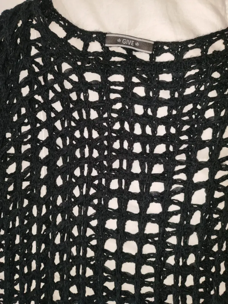 Suéter negro de crochet - 2