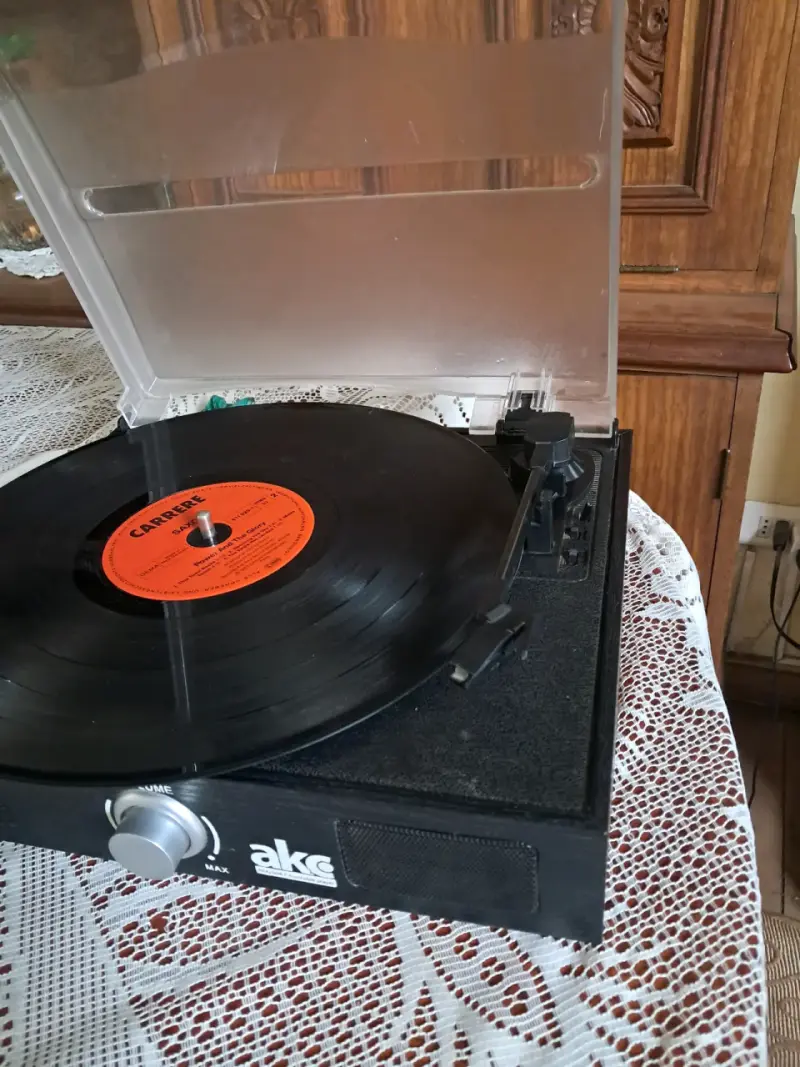 Tocadiscos vintage AKG - 5
