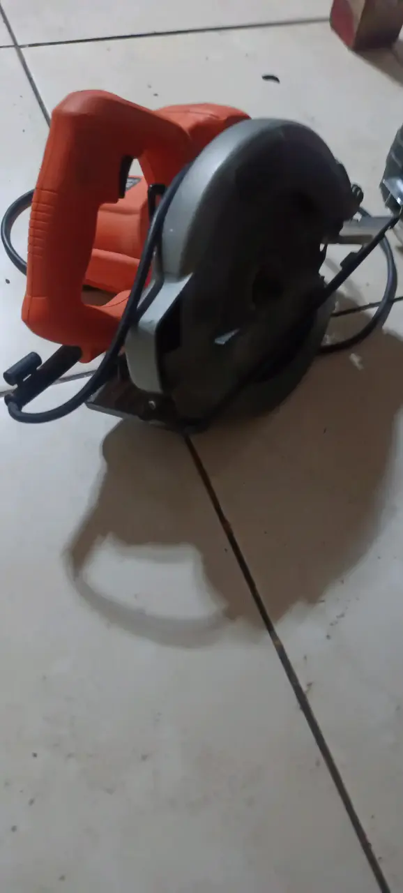 Taladro Black & Decker con estuche - 6