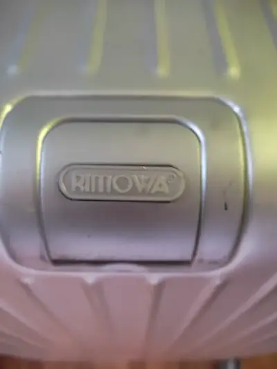 Maleta Rimowa plateada - miniatura 1