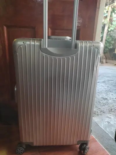 Maleta Rimowa plateada - miniatura 3