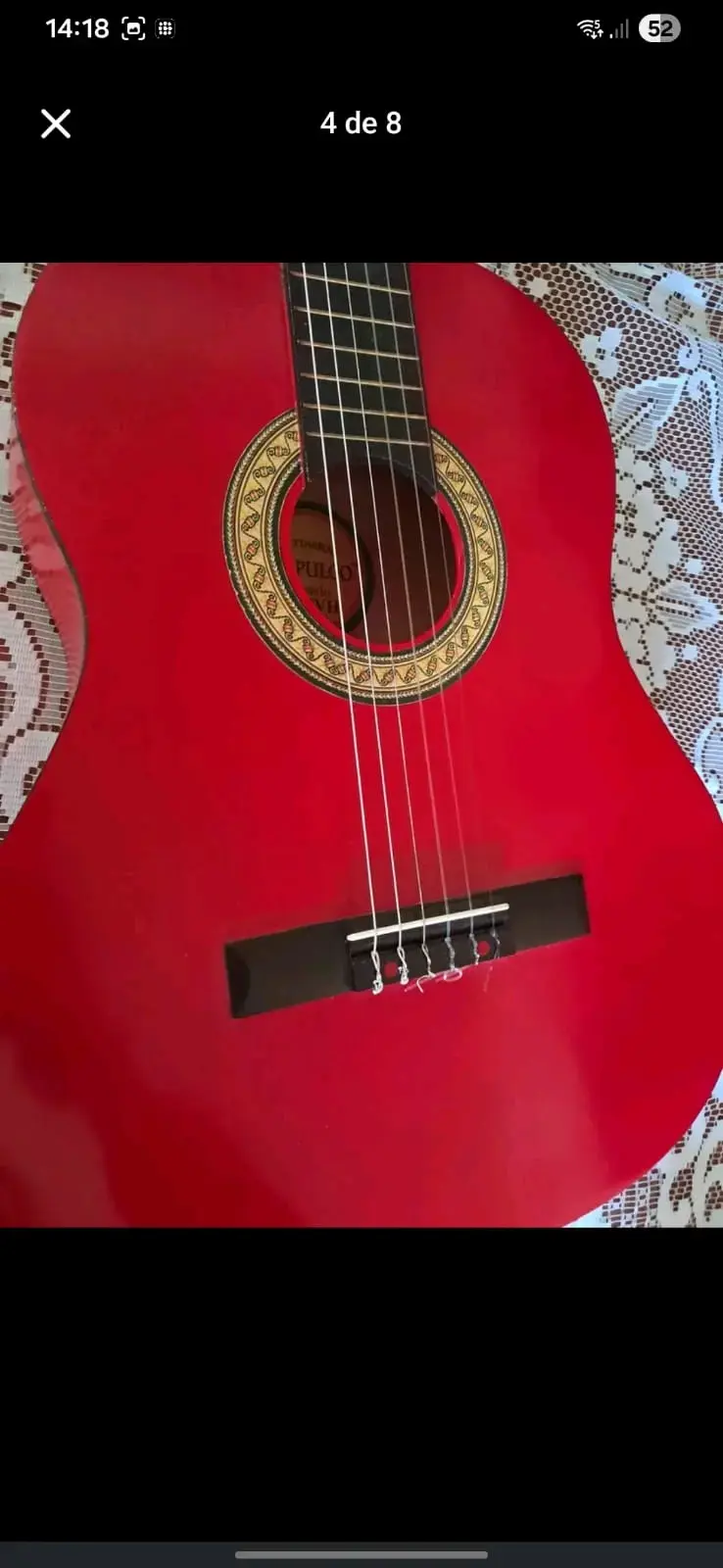 Guitarra acústica roja - 3
