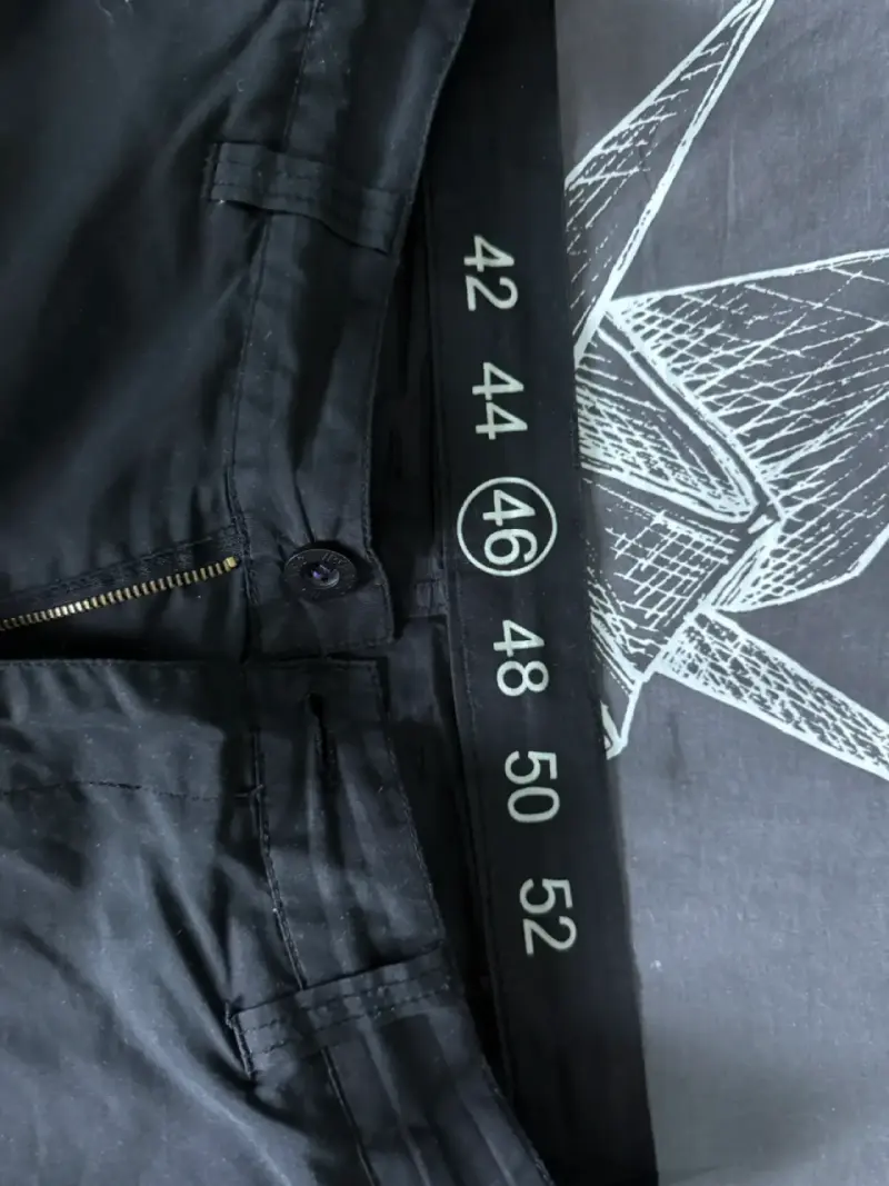 Shorts negros de cargo - 2