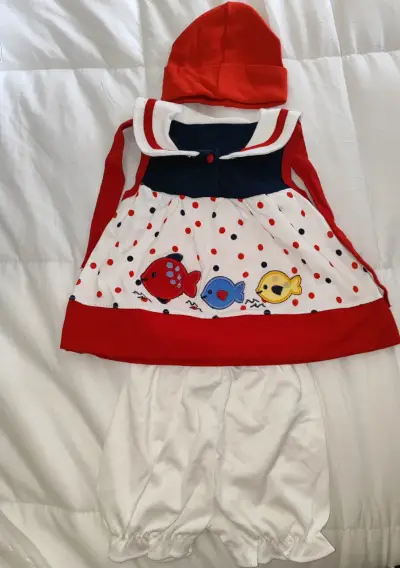 Vestido bebé con diseño de peces - miniatura 4