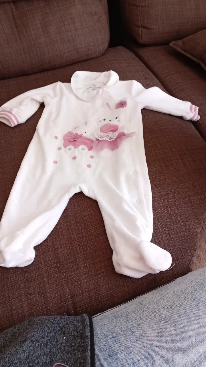 Enterito bebé blanco con diseño
