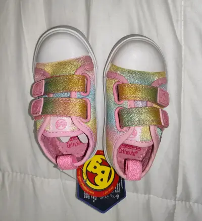 Zapatillas infantiles multicolor nuevas - miniatura 3