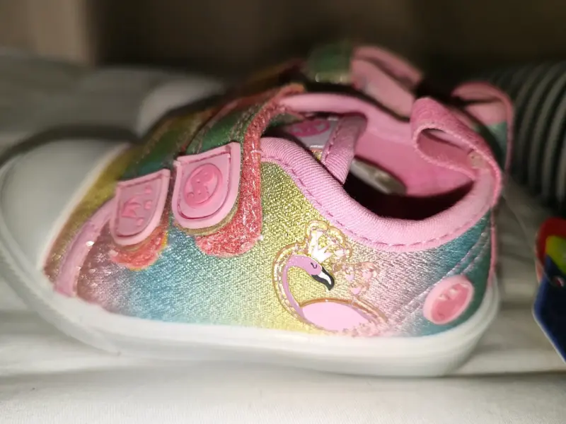 Zapatillas infantiles multicolor nuevas - 4