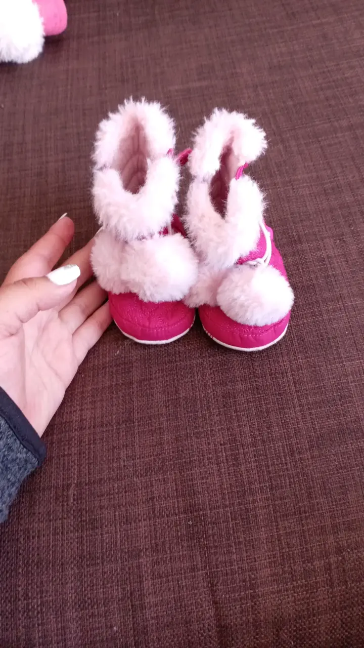 Botines rosados para bebé