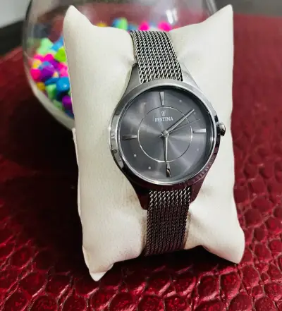 Reloj Festina de acero inoxidable - miniatura 1