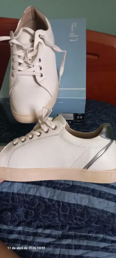 Zapatillas blancas casuales marca 16 hrs - miniatura 2