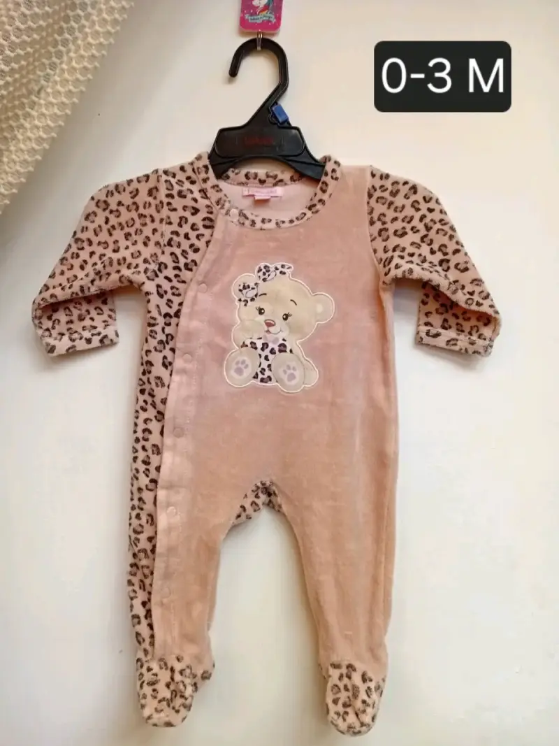 Enteritos de terciopelo rosa 3-6M - 2