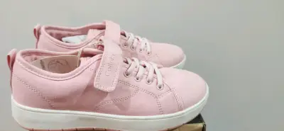 Zapatillas rosadas de niña talla 35 - miniatura 1
