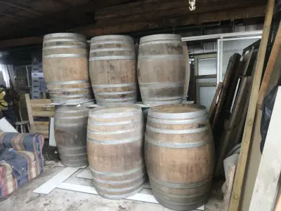 Barriles de madera usados - miniatura 1