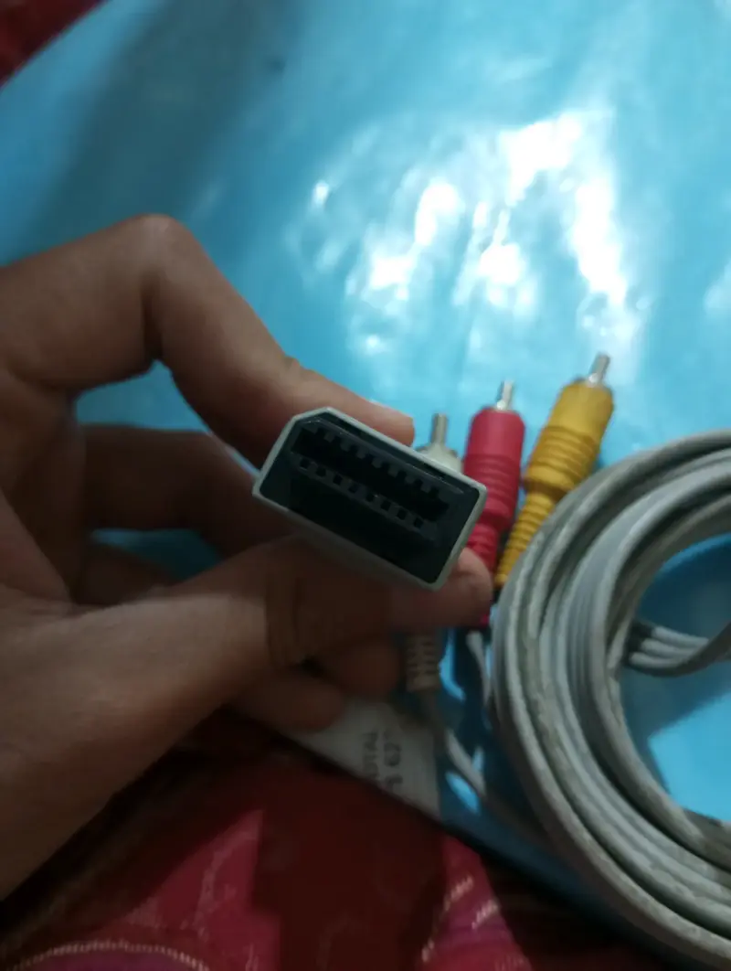 Cable AV Nintendo Original (N64 / SNES / GameCube) - 2