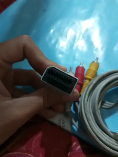 Cable AV Nintendo Original (N64 / SNES / GameCube) - miniatura 2