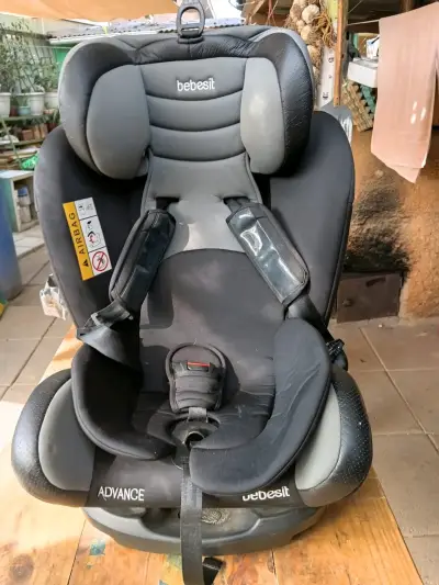 Silla de auto Bebesit negra - miniatura 2