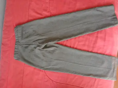 Pantalón gris clásico - miniatura 4