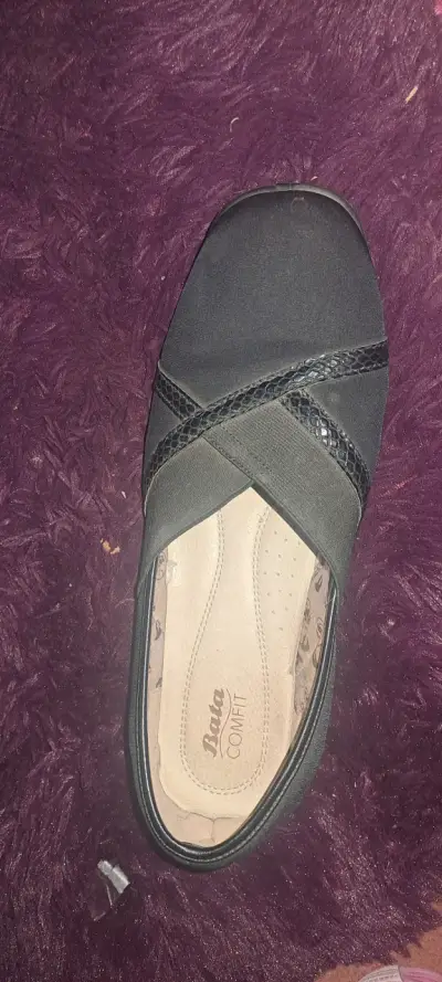 Zapato plano negro Bata - miniatura 1