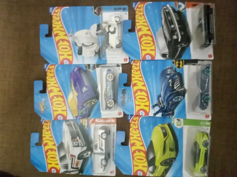 Set 8 autos Hot Wheels nuevos
