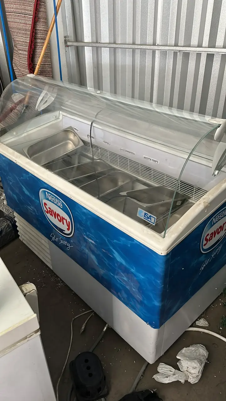 Barquillera 8 sabores de Helados