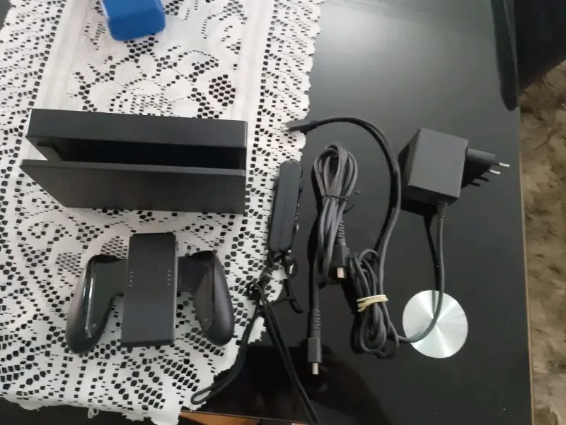 Nintendo switch - 1