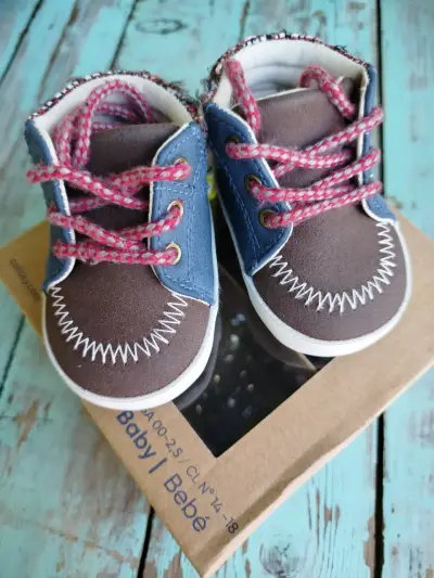 Zapatos para bebé - miniatura 1