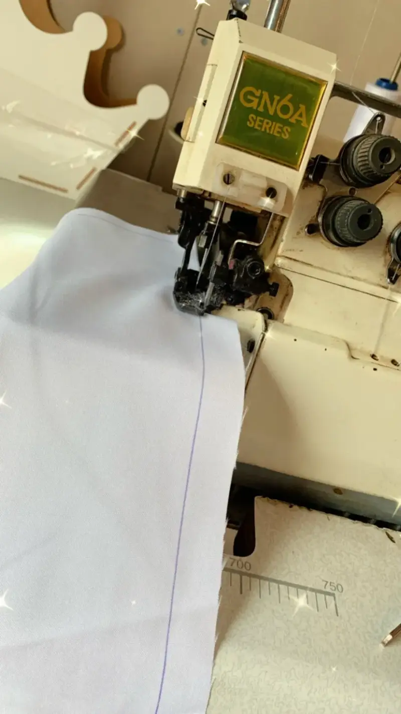 Máquina overlock GN6A usada - 2