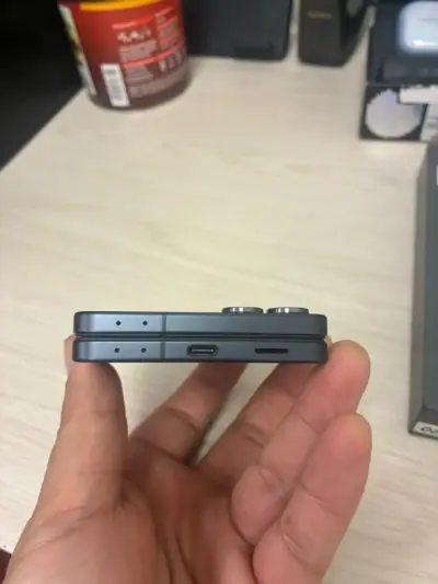 Celular Samsung Galaxy Z Flip7 256 gb - miniatura 6