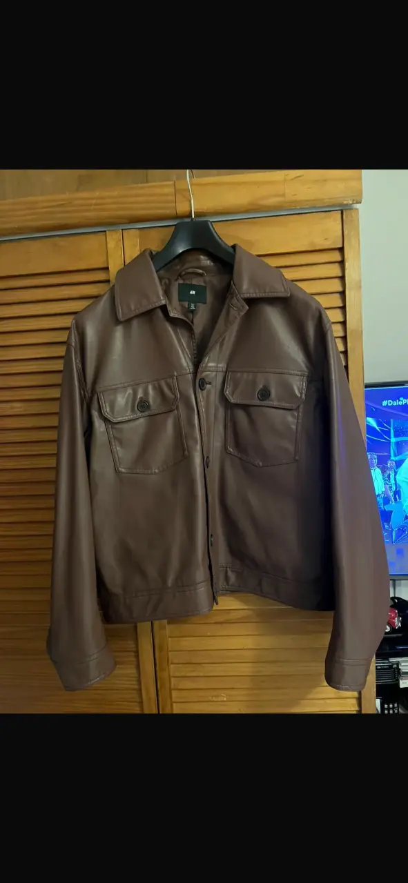 Chaqueta marrón de cuero sintético - 1
