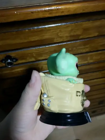 Figura decorativa Baby Yoda - miniatura 3