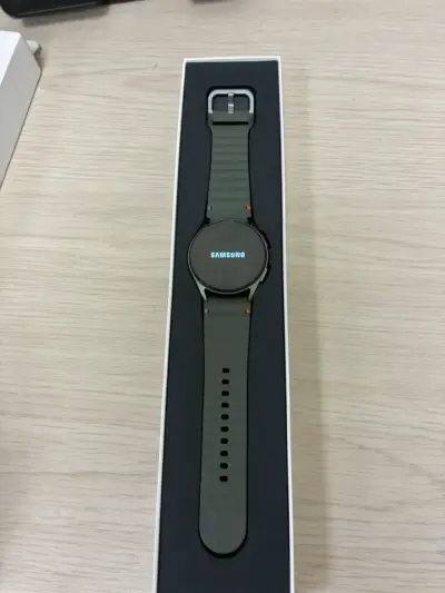Samsung Galaxy Watch7 con accesorios - miniatura 3