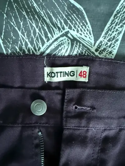 Pantalón morado oscuro - miniatura 2