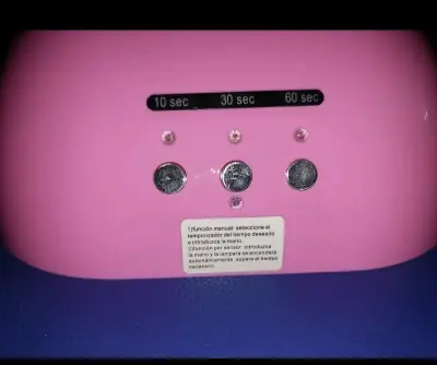 Lámpara UV 48W para uñas - miniatura 4