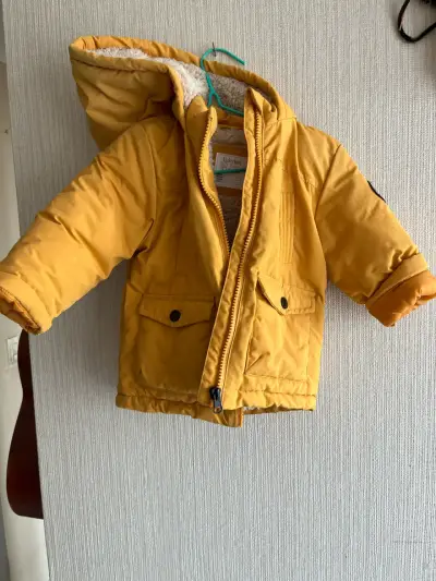 Chaqueta amarilla infantil - miniatura 1