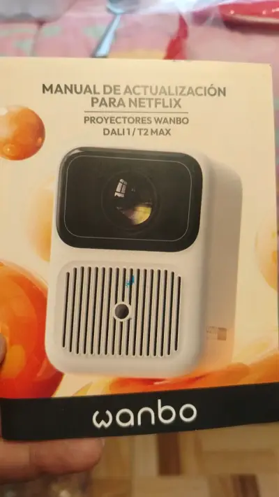 Proyector Wanbo con accesorios - miniatura 3