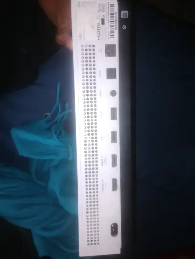 Consola Xbox One blanca usada - miniatura 3