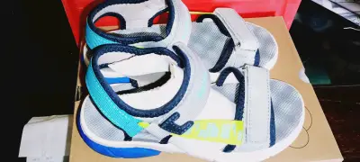 Sandalias deportivas infantiles - miniatura 2